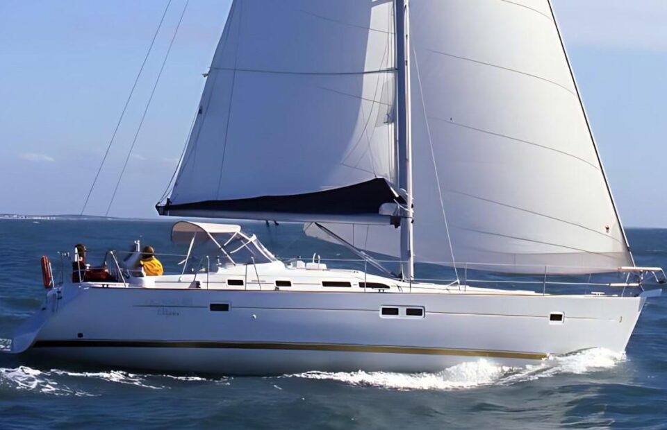 oceanis_clipper_423_3d